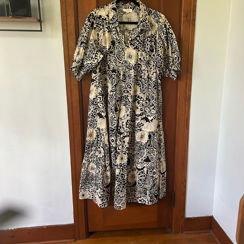 Umgee Black and Cream Puff Sleeve Sundress